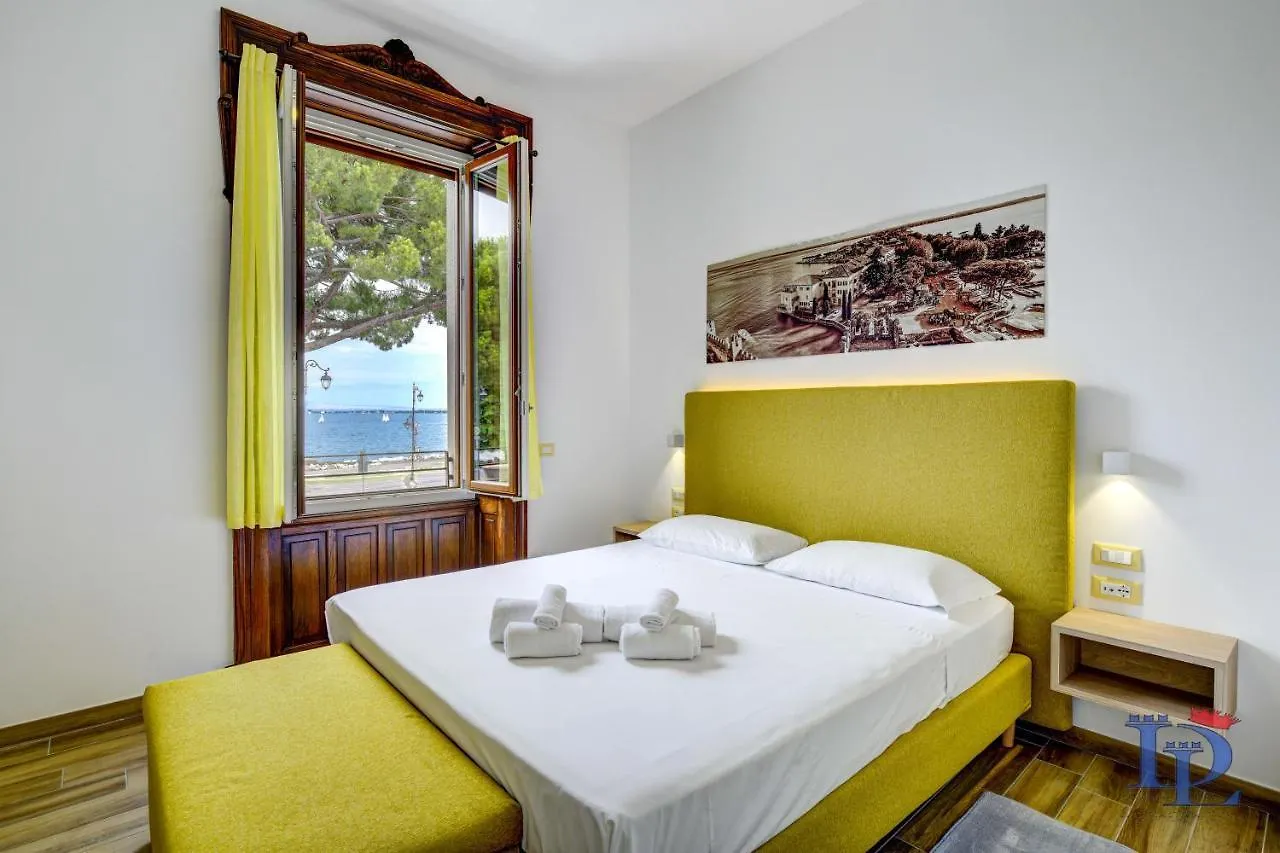 Desenzanoloft Official Partner Marriott Homes & Villas - Palazzo Visconti Luxury Suite Desenzano del Garda 0*,  Italy