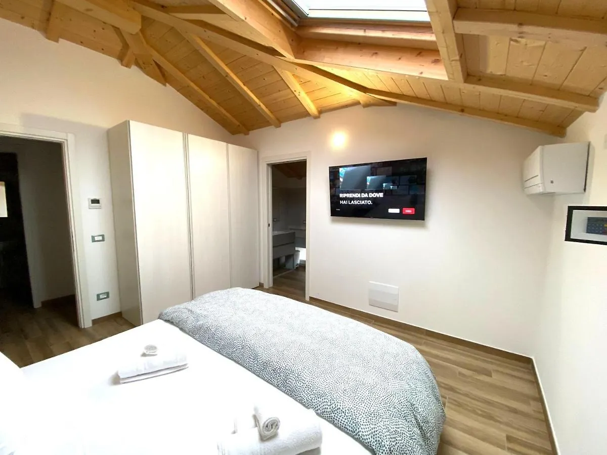 DesenzanoLoft Palazzo Visconti Luxury Suite Desenzano del Garda Italia