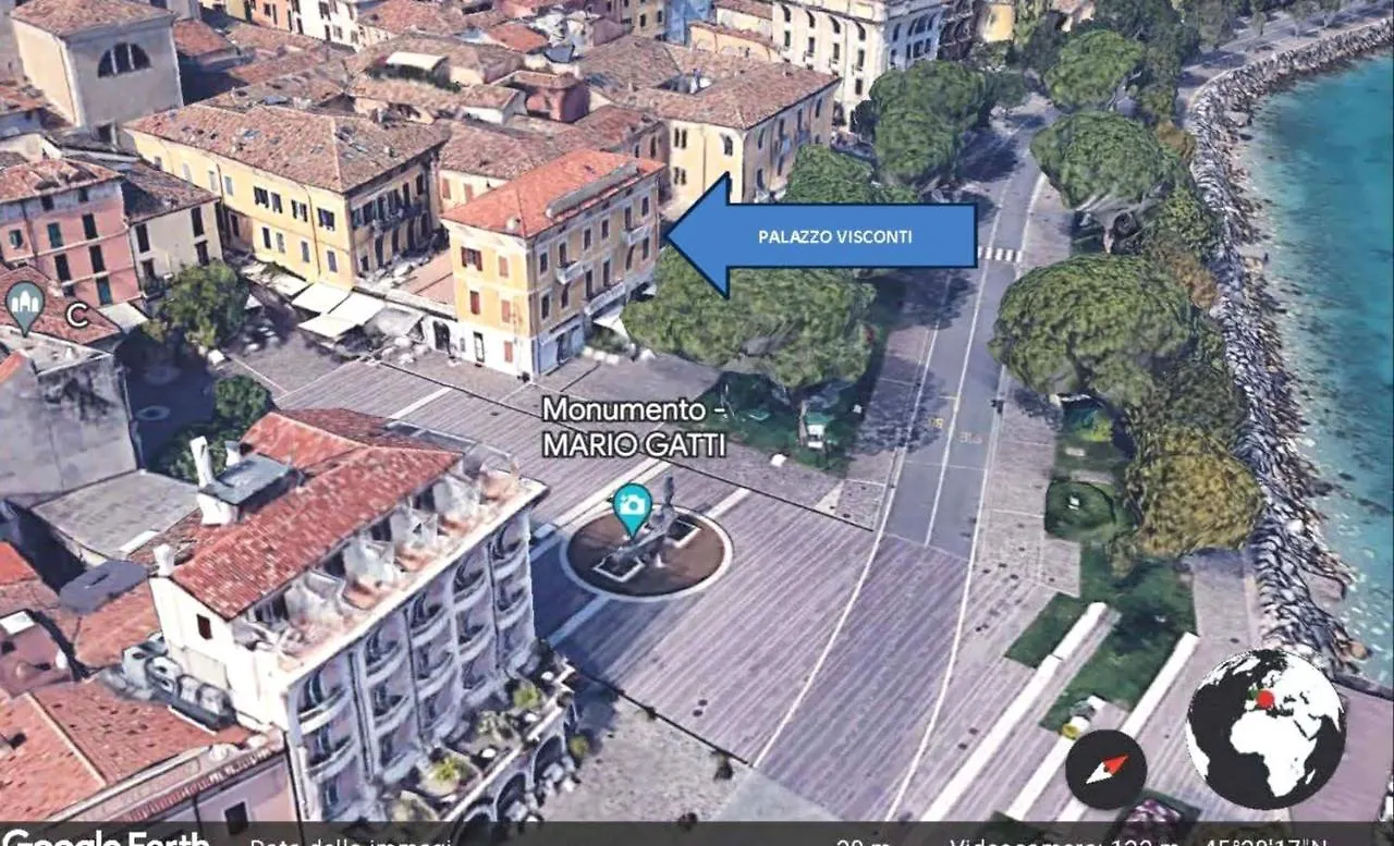 아파트 Desenzanoloft Official Partner Marriott Homes & Villas - Palazzo Visconti Luxury Suite 데센자노델가르다